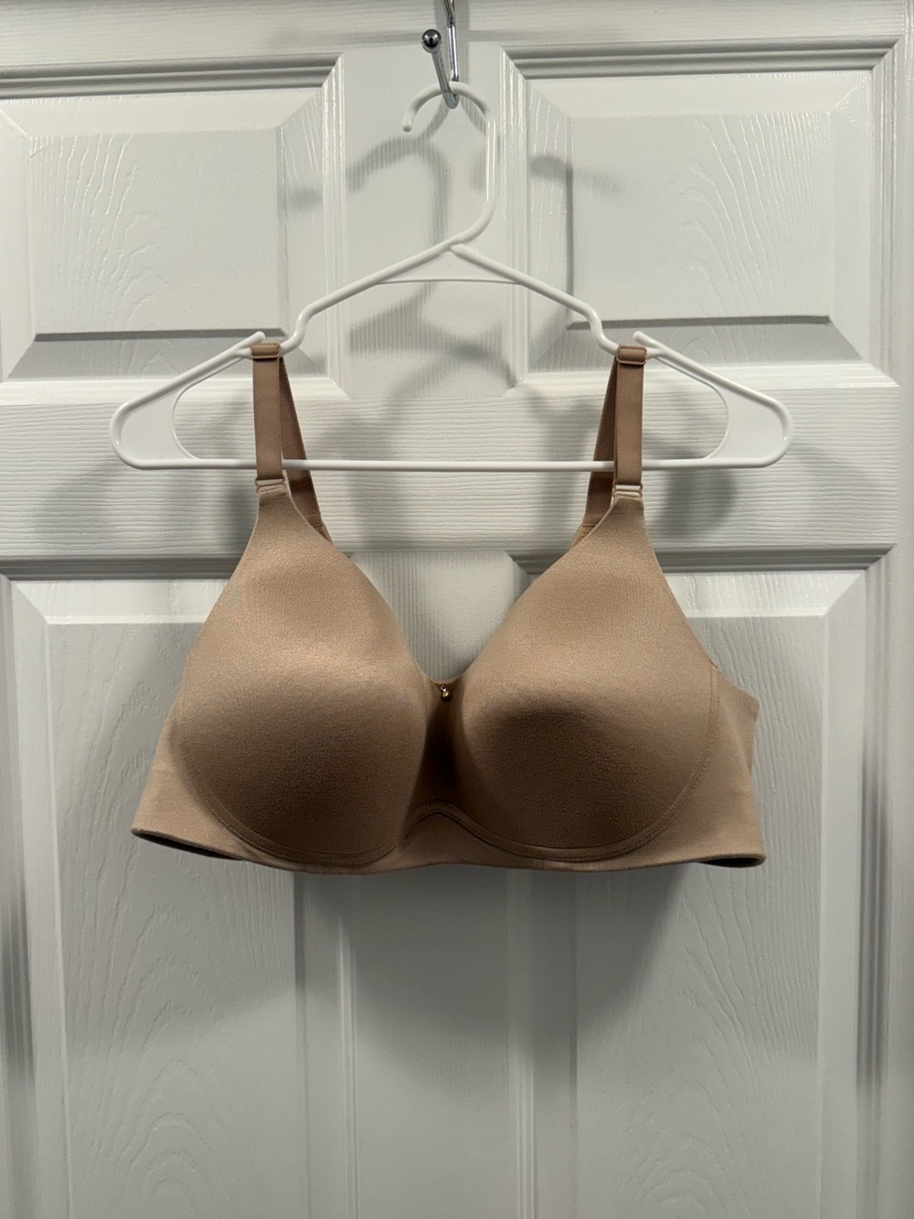 Cacique Lightly Lined No Wire t Shirt Bra size 38D